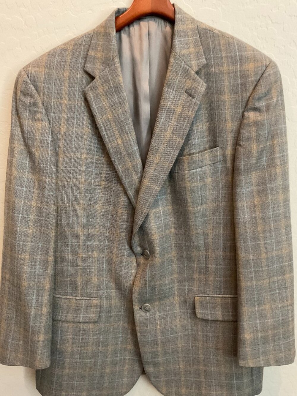Hart Schaffner Marx Men's Sport Coat Grey Tan Plaid Two-Button Size 44R